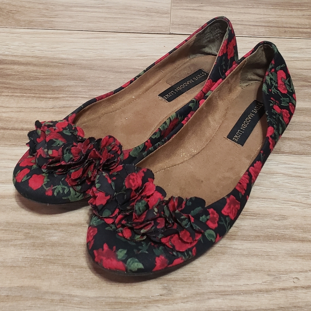Steve Madden Floral Ballet Flats